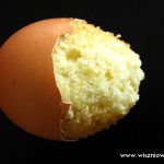 Babeczki kajmakowe – jajeczka w kajmakowych babeczkach